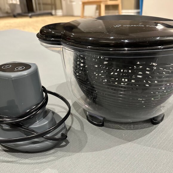 Wolfgang Puck Electric Salad Spinner - Picture 1 of 3